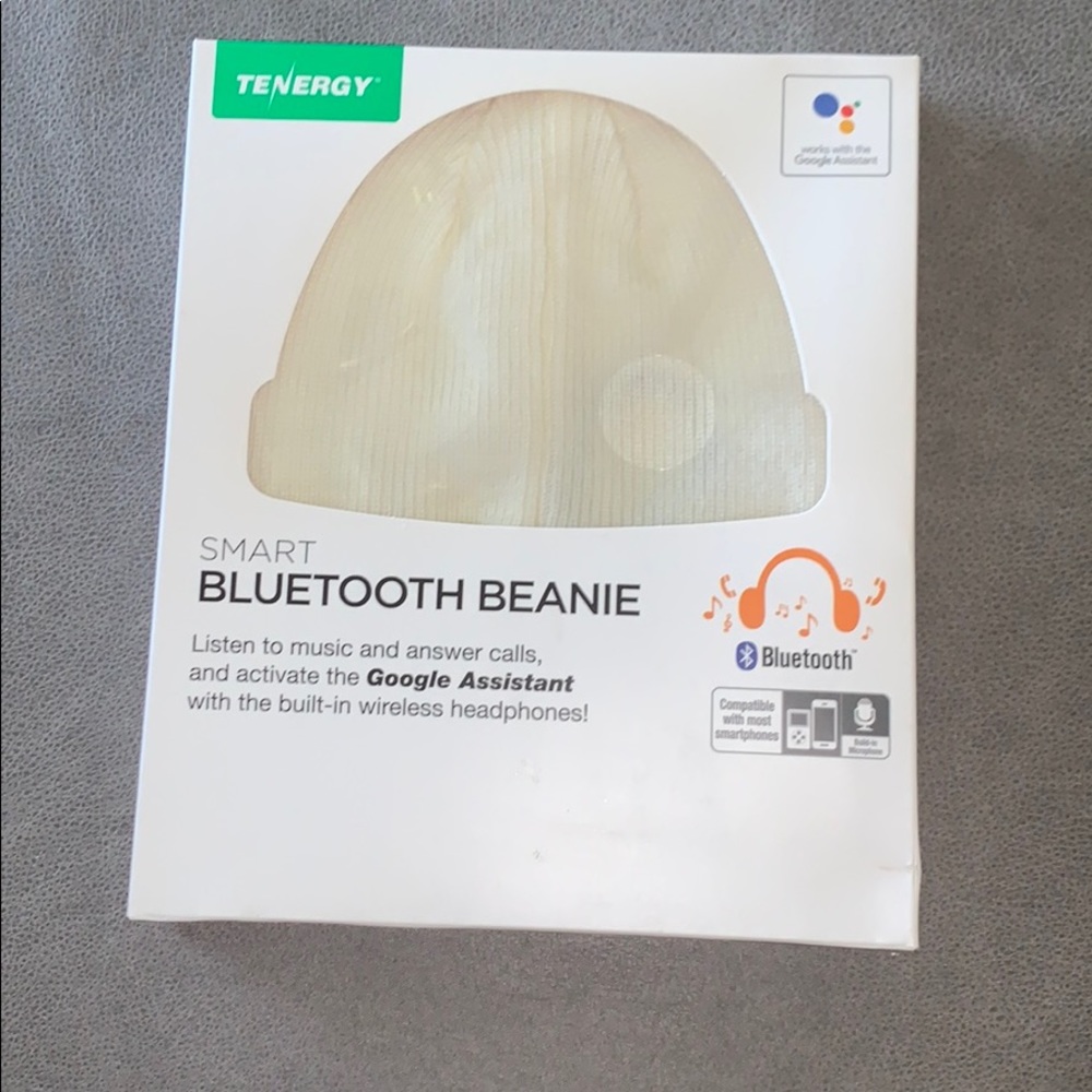 Bluetooth beanie